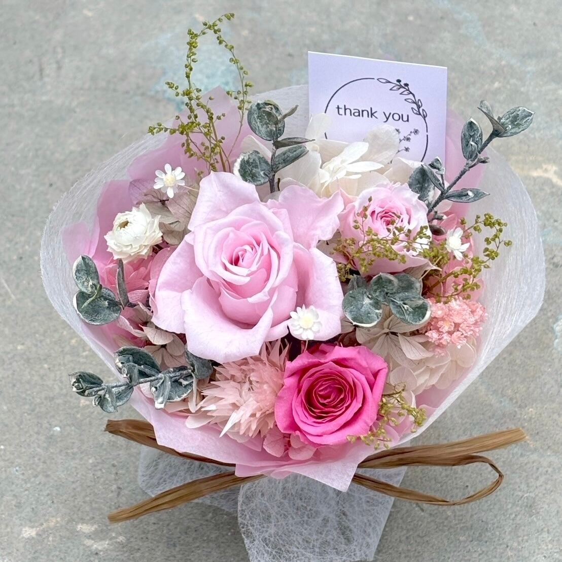 置くだけブーケ風アレンジメント（pink×white） プリザーブド