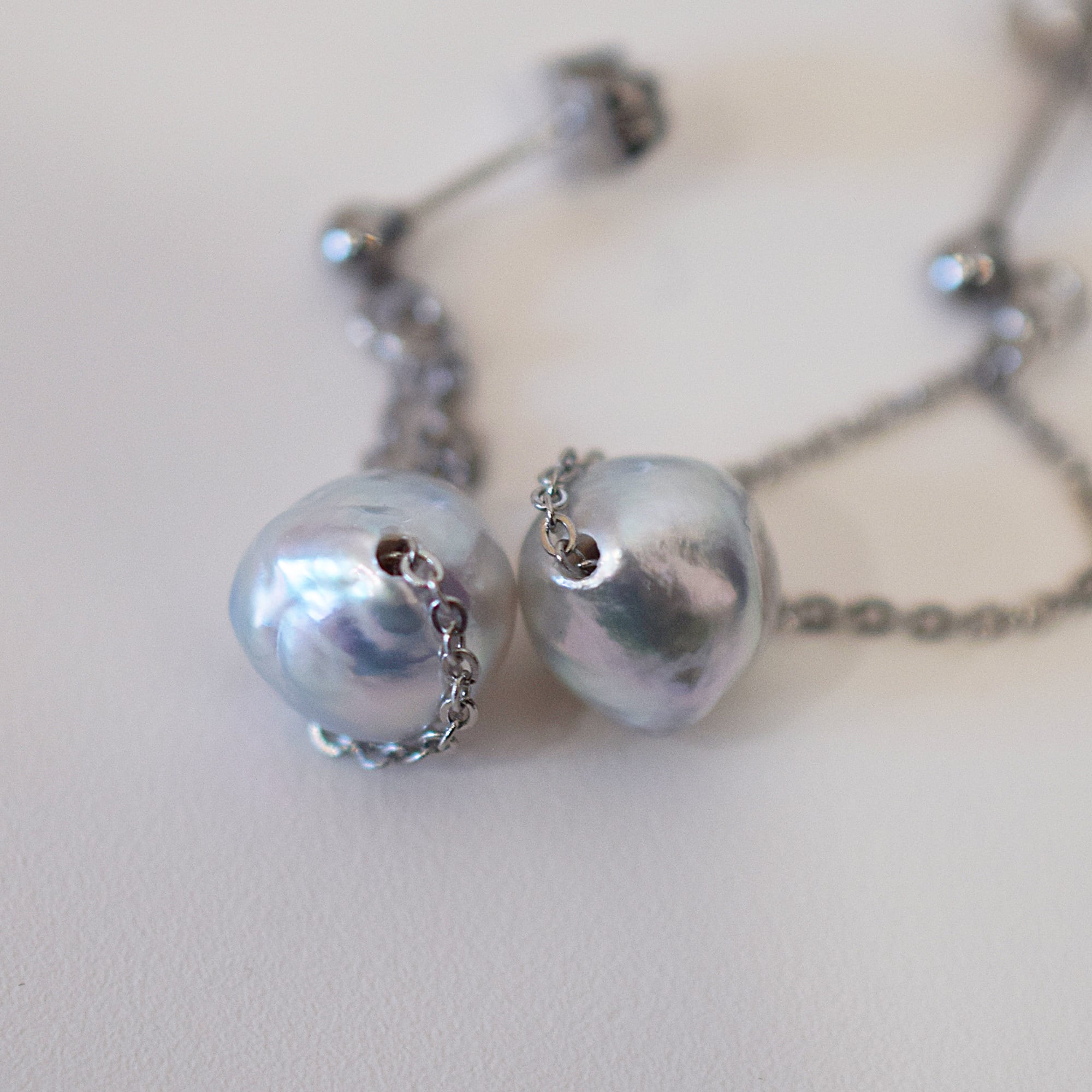 pg134］9mm - 9.5mm バロック あこや真珠 ピアス サージカルステンレス