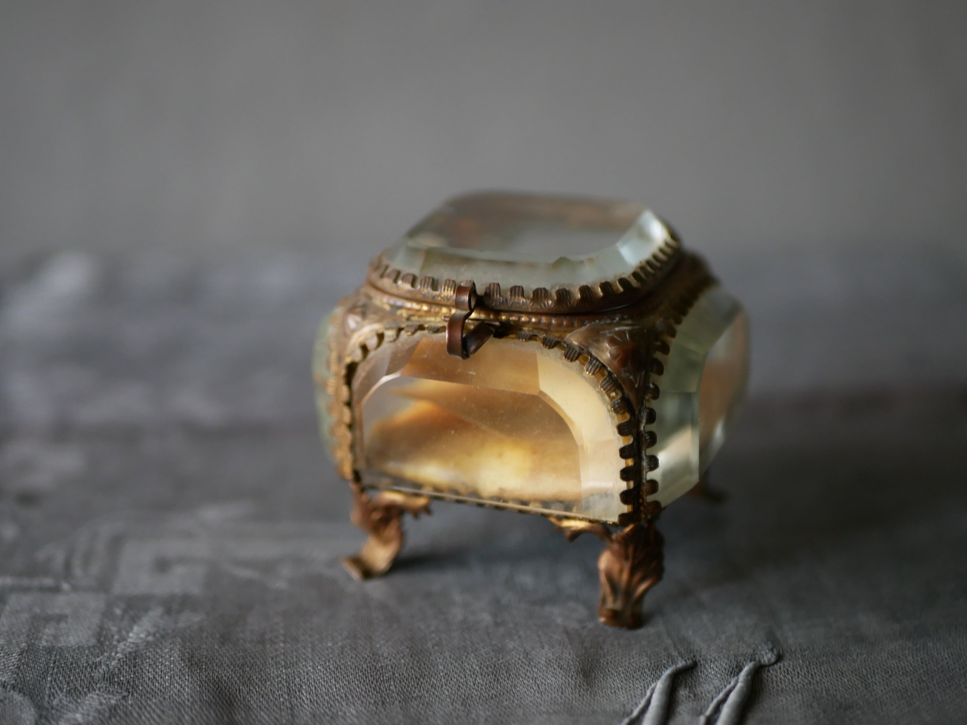3. フランスアンティーク ジュエリーボックス ブロカント 正方形