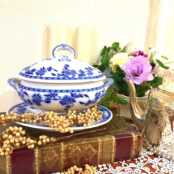 ミントン 19世紀の下皿付きチューリーン | Rosy Baby