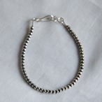 ERICKA NICOLAS BEGAY【 unisex  】 navajo pearl bracelet (oxidised) / 3mm 21cm