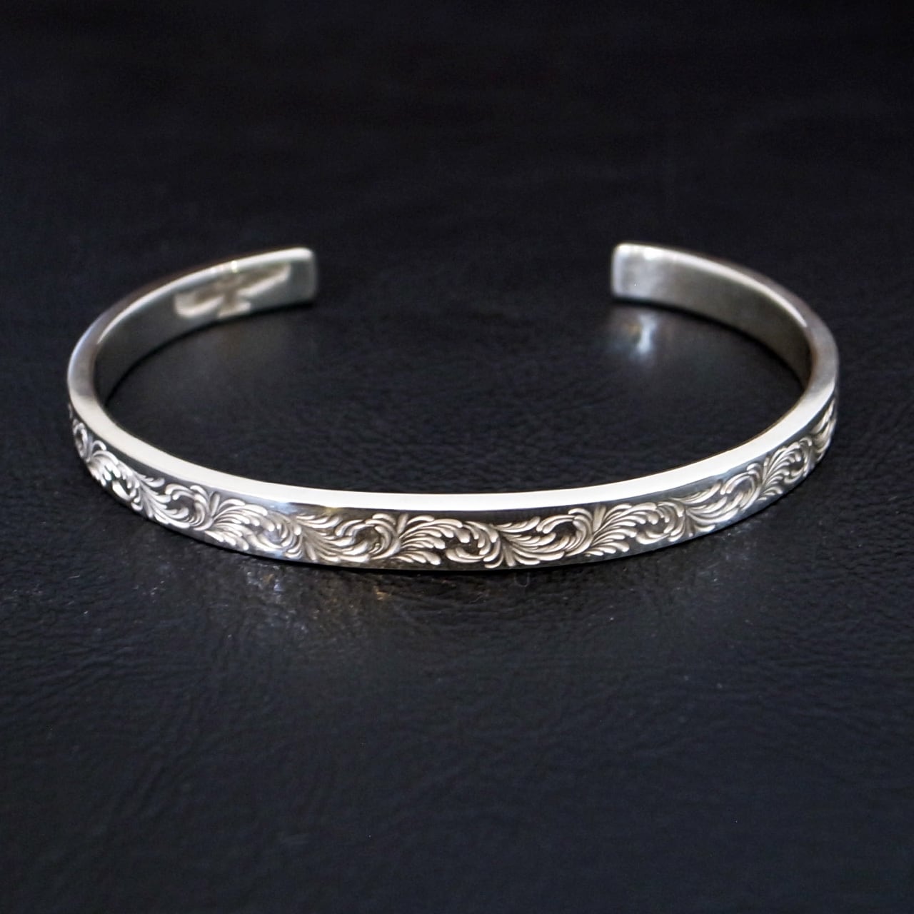 TARO WASHIMI : M FEATHER RING 01 | Gusset