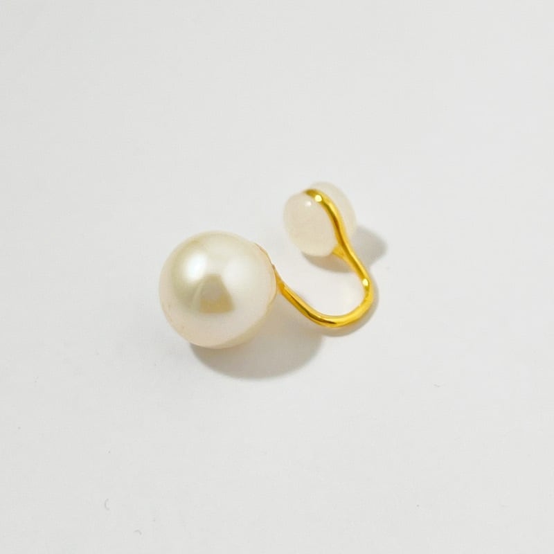 Gold Coatingイヤーカフ 有核淡水パール イヤーカフ 9〜9.5mm