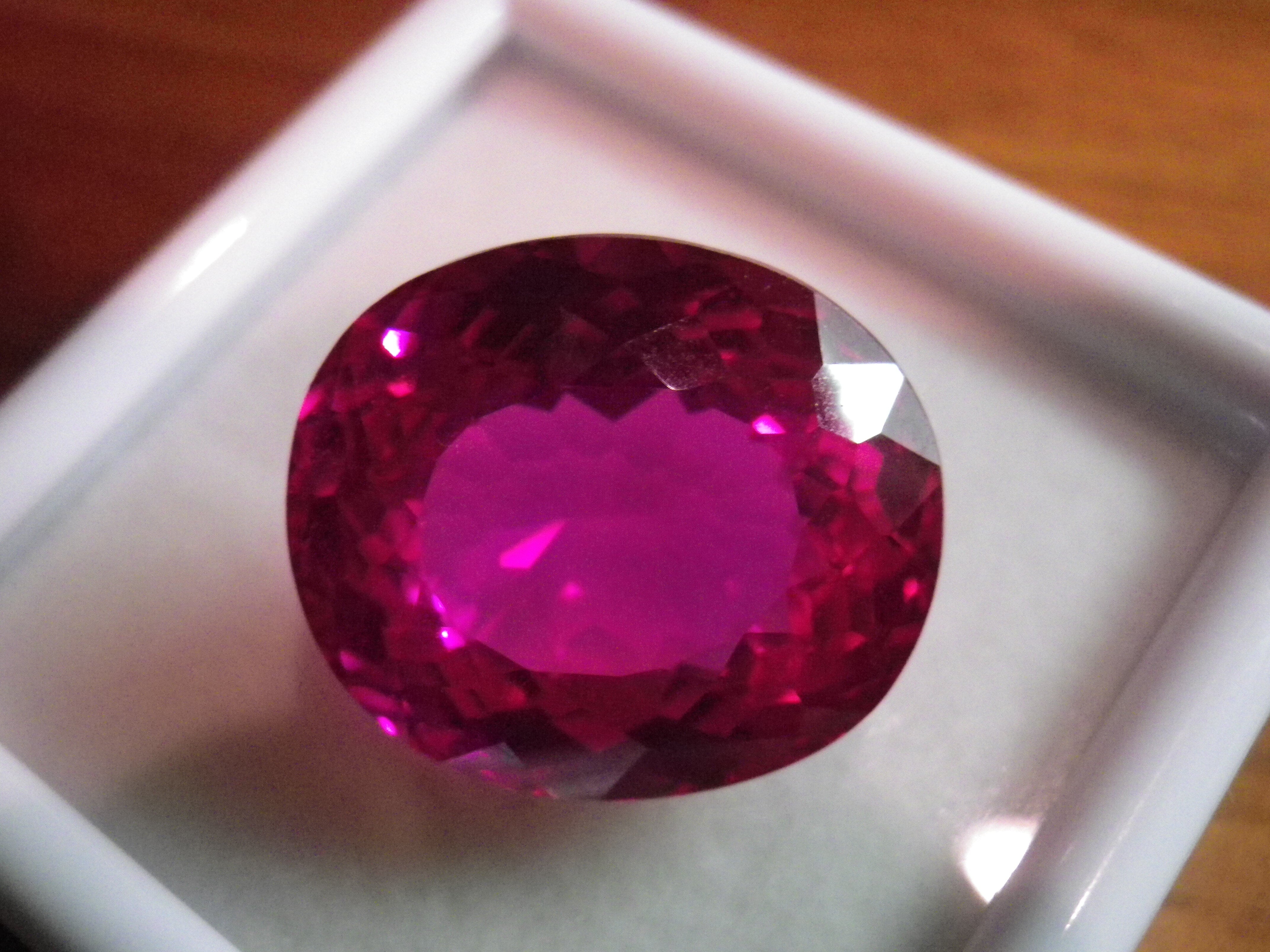 シンセティック ピンクサファイア ルース 24.45ct #2552 | 宝石