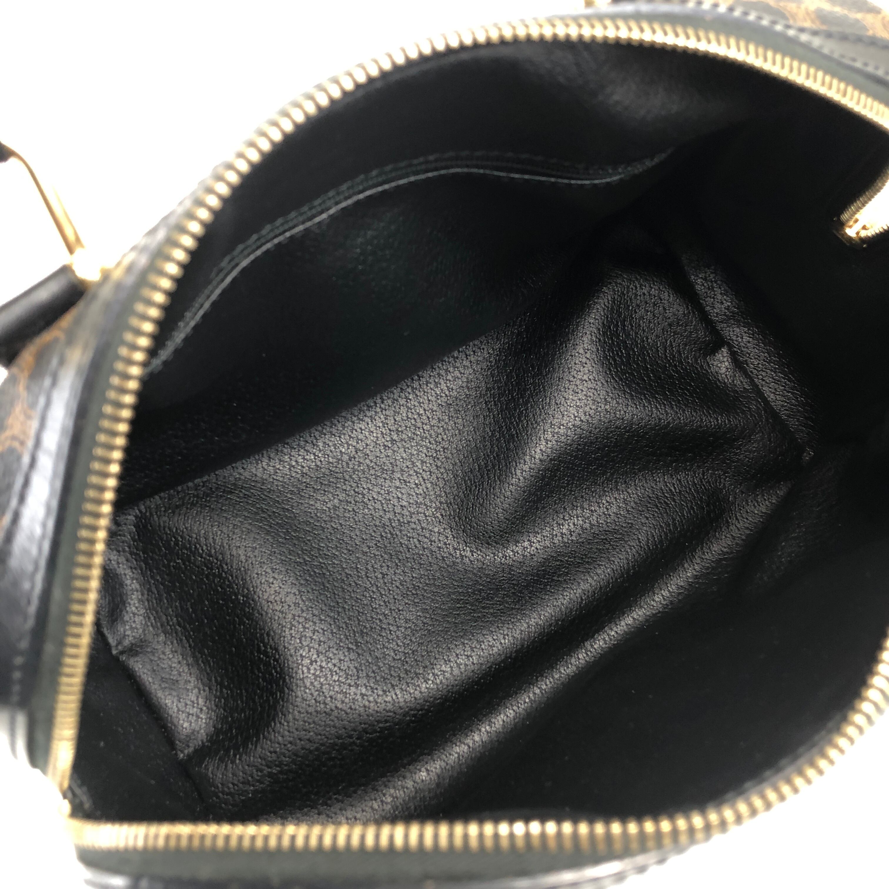 CELINE セリーヌ マカダム ショルダーバッグ ブラック ブラゾン型押し