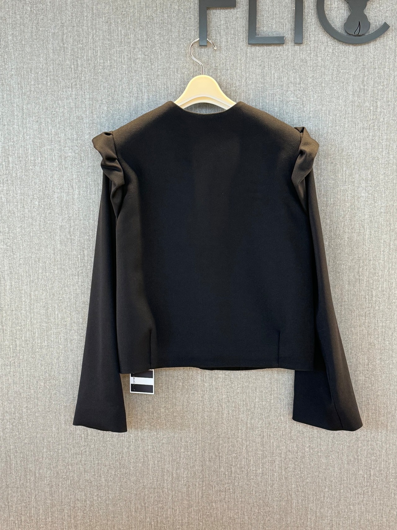 BORDERS at BALCONY SHOULDER FRILL BLOUSON ボーダーズアットバルコニー　ショルダーフリルブルゾン