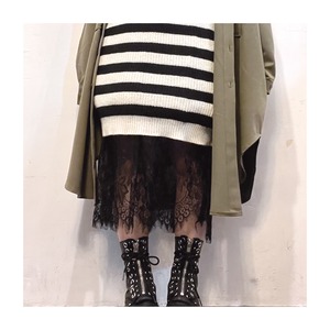 select 22022：lace skirt