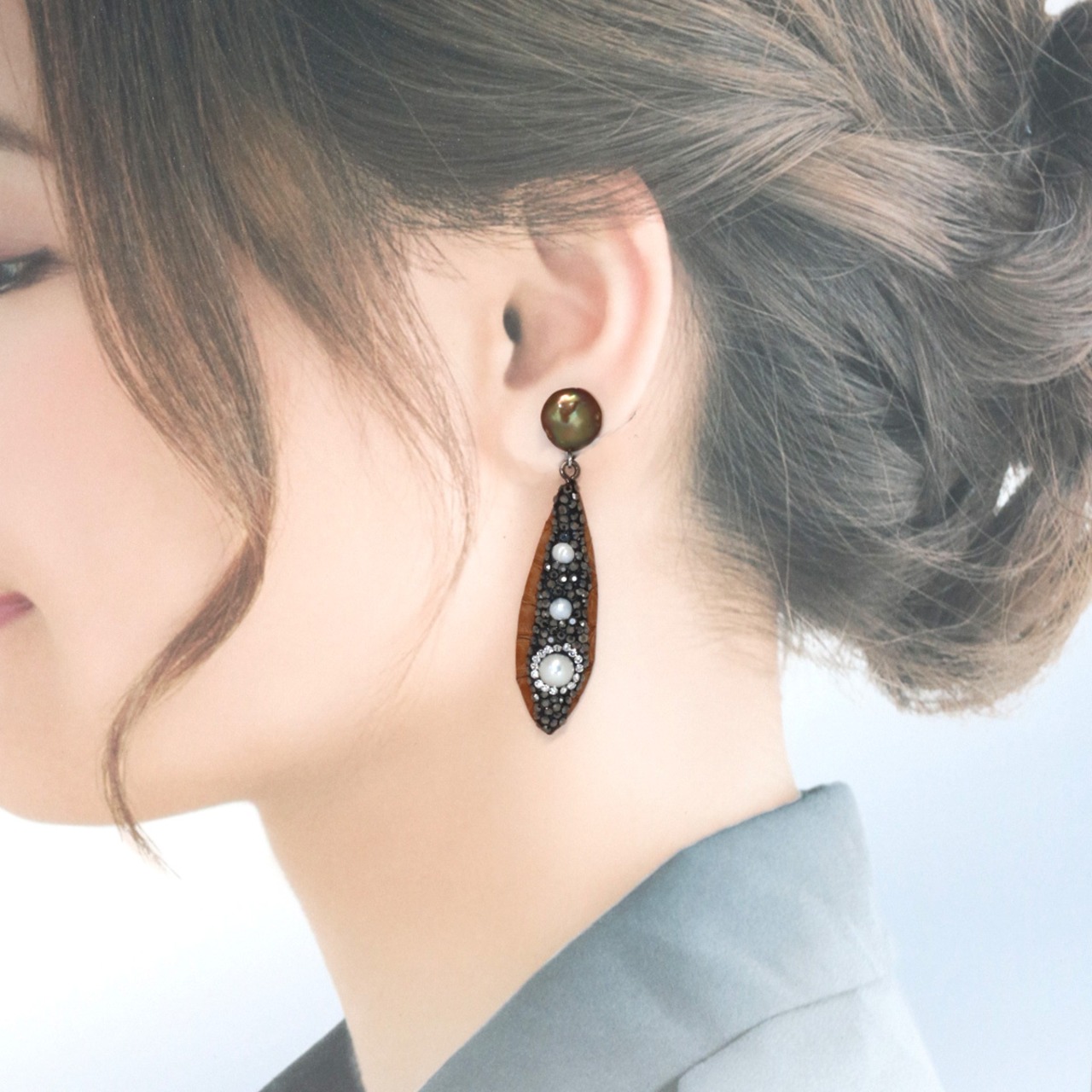 ブラウン 淡水パール インパクト イヤリング mm1016