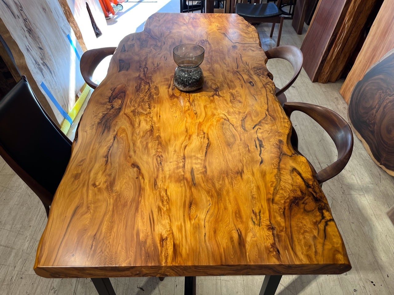 Premium】屋久杉（ヤクスギ）_2000×860-560×65_浅草本店_テーブル天板