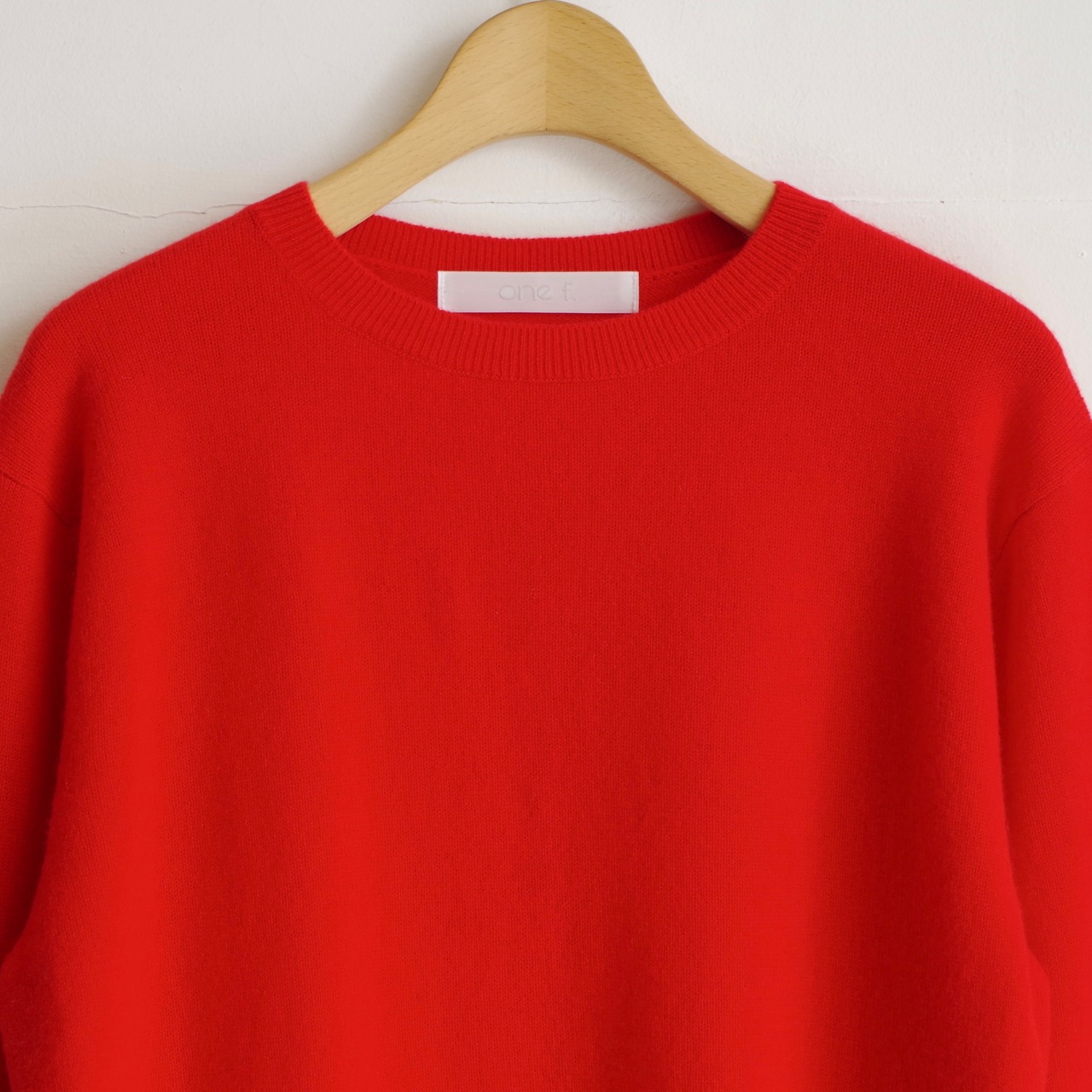 one f.  Cashmere Crew Neck Knit