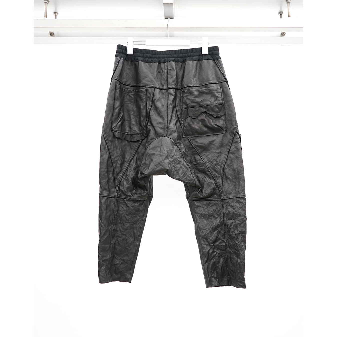 D.HYGEN  Soft Horse Leather Over Sarouel Cropped Pants ホースレザー サルエルクロップドパンツ  ディーハイゲン ST107-1325A ブラック 2 （19398M） D.HYGEN] (ディーハイゲン) ST107-1325A Soft Horse Leather Over