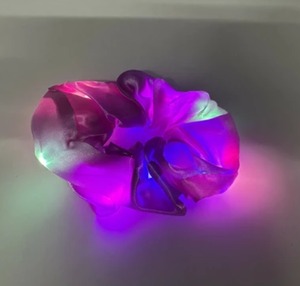 『光るおもちゃ・アクセサリー』　光るシュシュ　アソート（カラー指定不可）