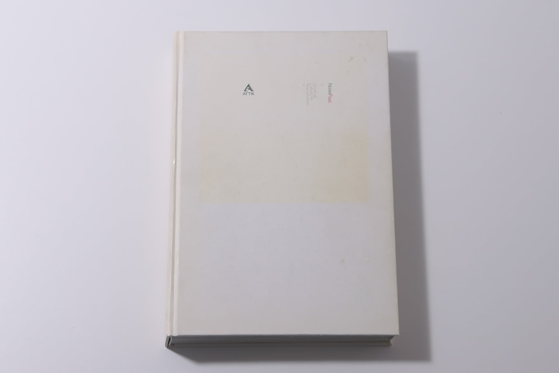 Noise Four / ATTIK | CROSS_BOOKSHELF | VISIONAIRE（ヴィジョネア