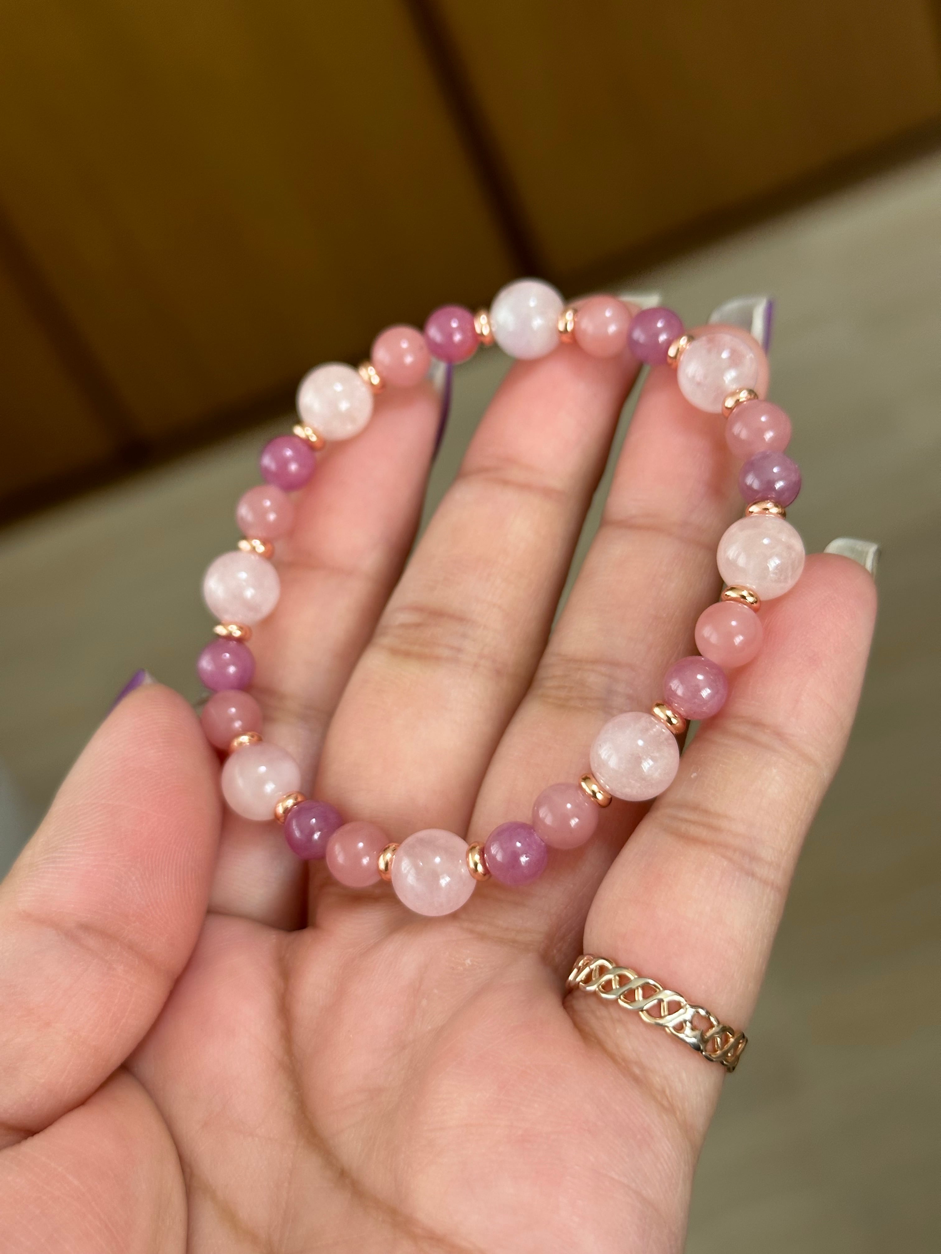 桃色の雲ブレスレット 北海道コンサドーレ札幌 ブレスレットの通販 by ♡LサOッVカEー