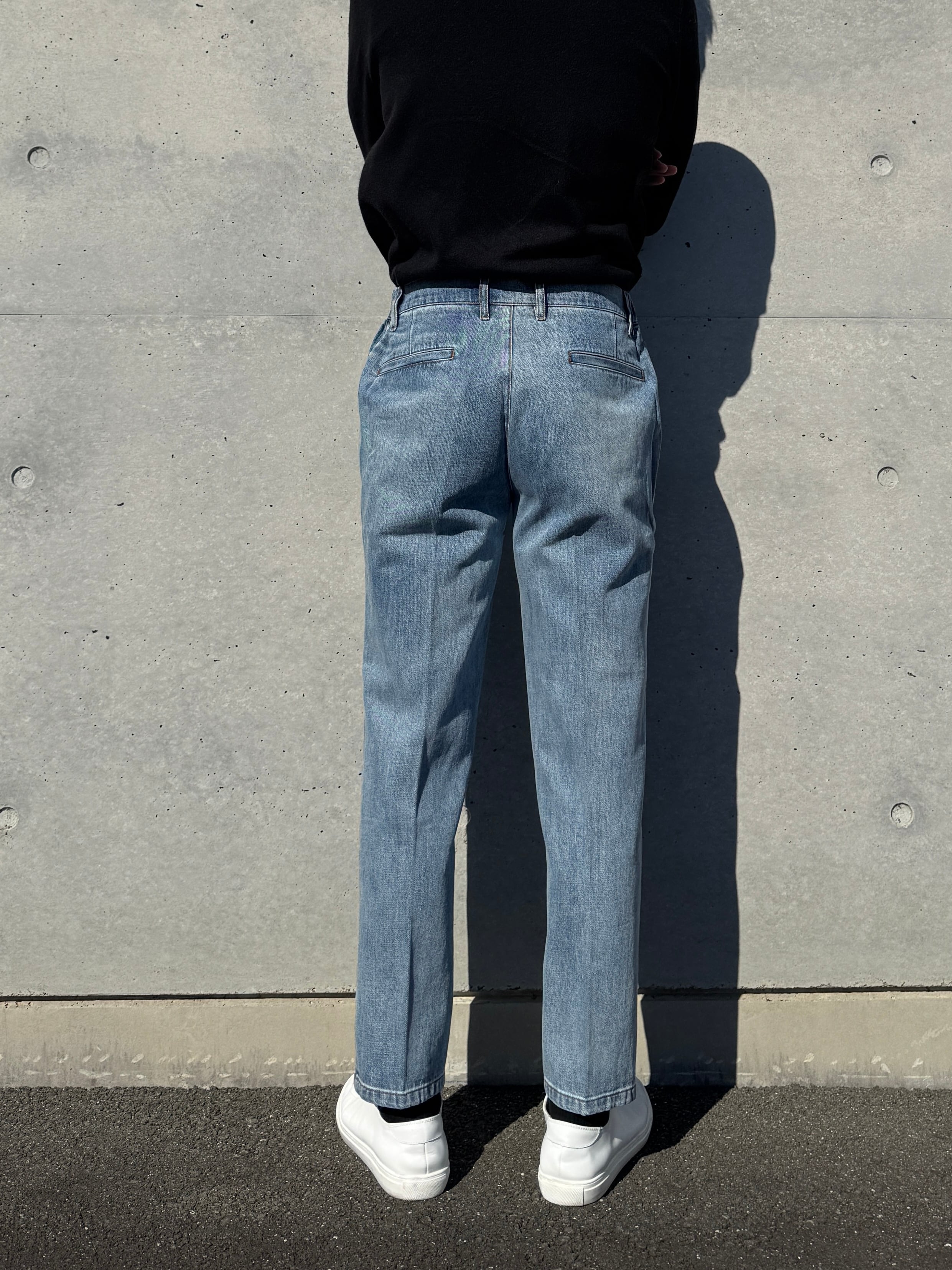 定価6万円　1piu1uguale3 センタープレス　ブルーデニム 定価6万円1piu1uguale3 センタープレスブルーデニム