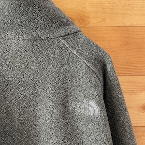 【THE NORTH FACE】フリース ジャケット 中間着 ワンポイントロゴ 刺繍ロゴ バックロゴ ジップアップ フルジップ M グレー アウトドア ノースフェイス US古着