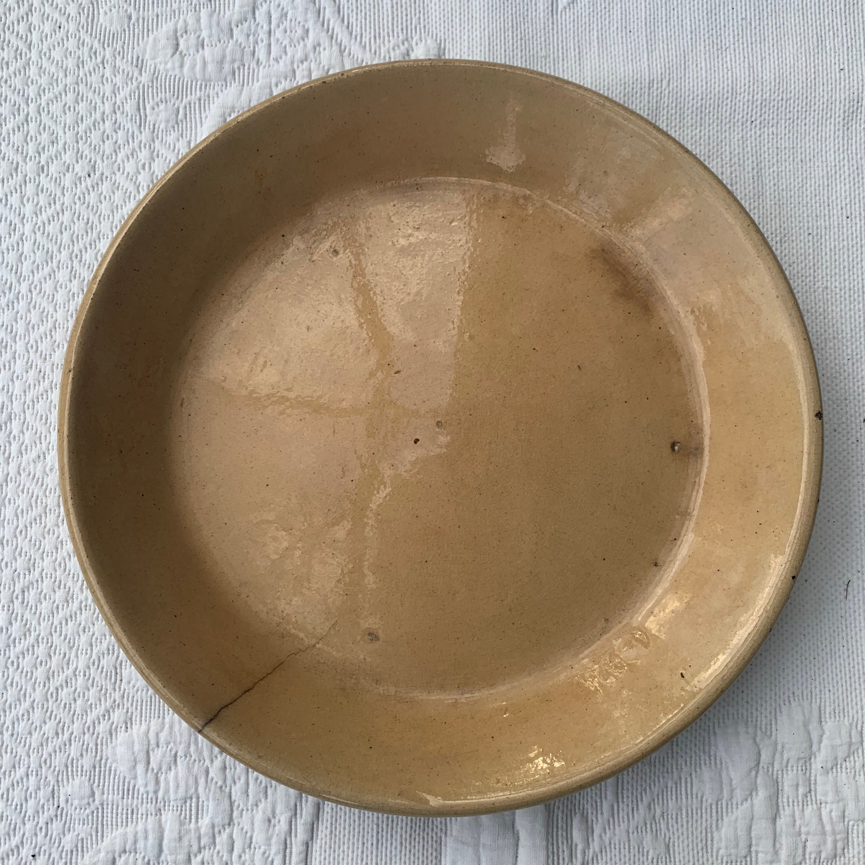 フランス ぽってり素朴な陶器。 ベージュ。 あたたかいよい色