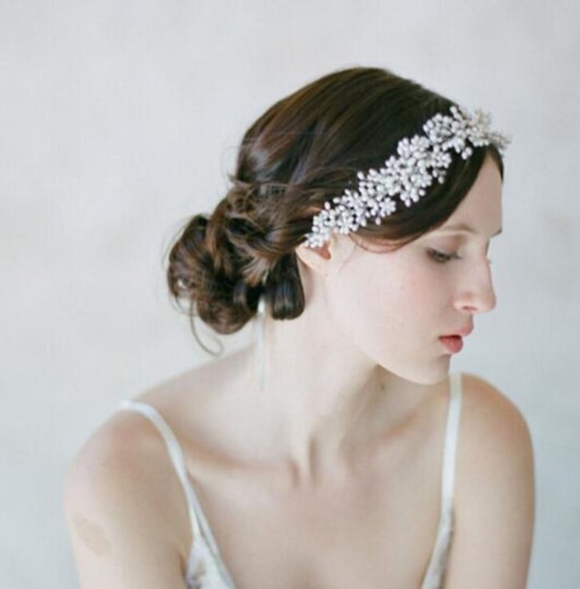【露つぼみのヘッドドレス】ヘアアクセサリー　撮影　小物　髪飾り　真珠　髪留め　結婚式