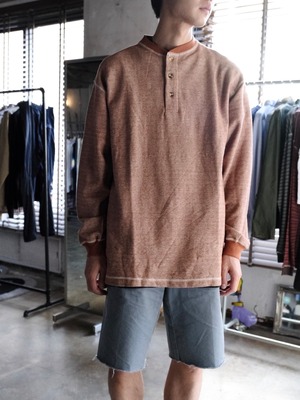 Used L/S Henley neck top