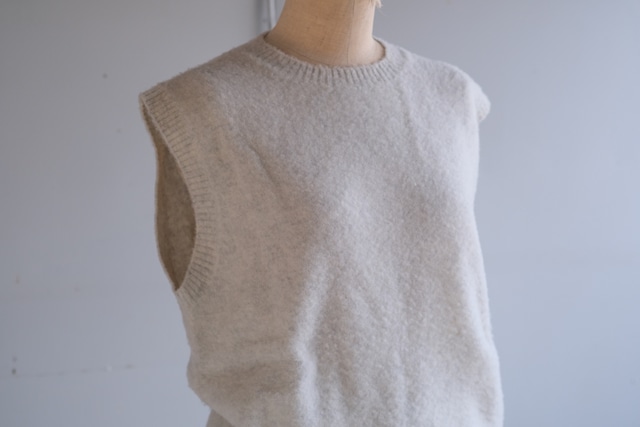 ANSPINNEN／ブラッシュドベスト