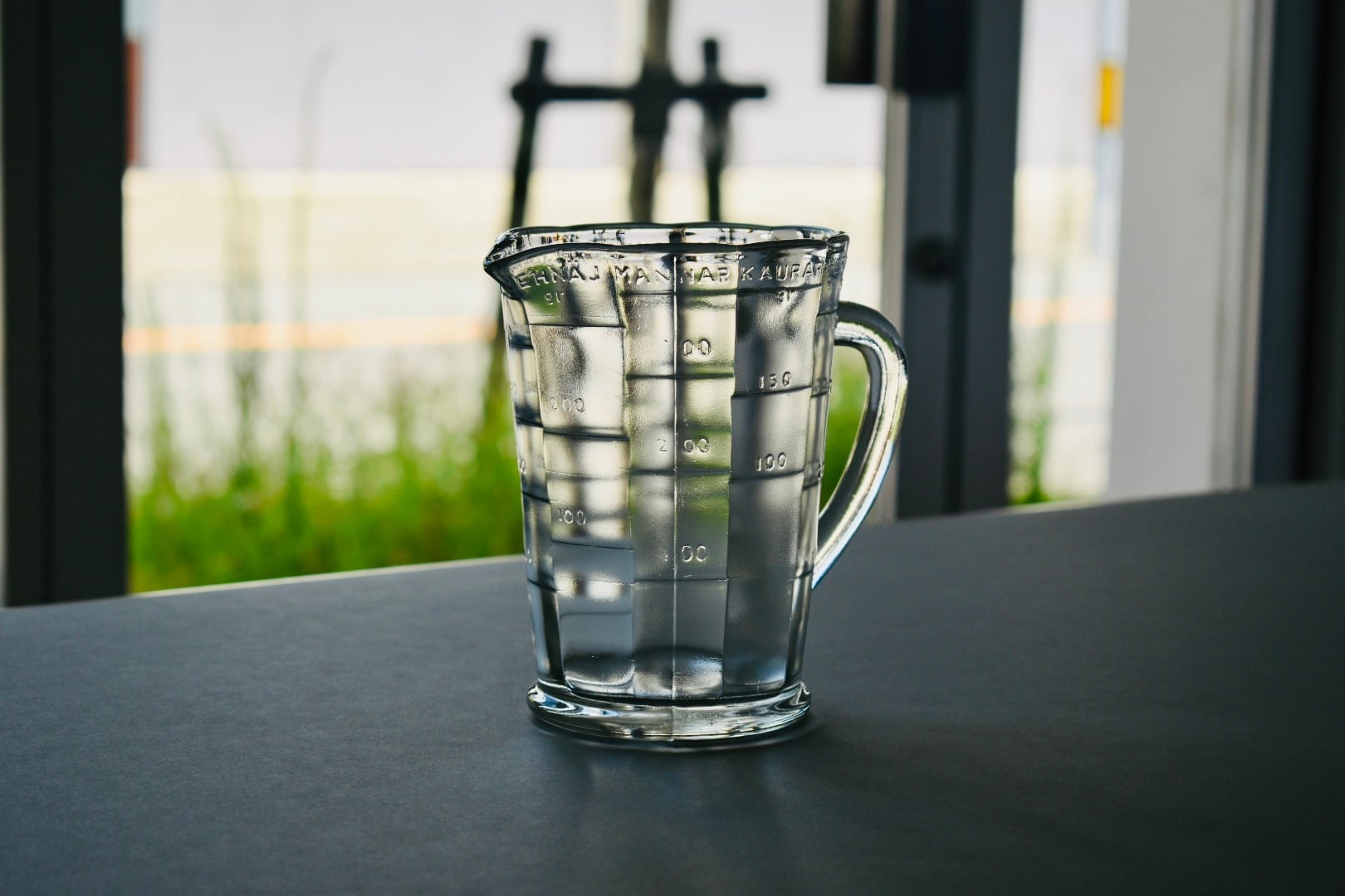 Riihimaen Lasi SV Glass Plate（Nanny Still） | Pyöritä