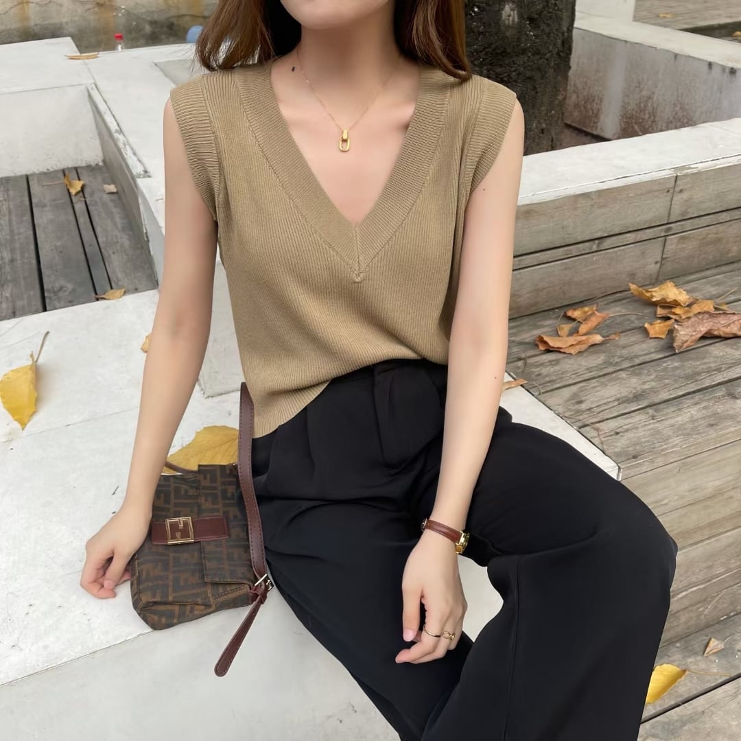 Vネックノースリーブニット　AJ1050-3026