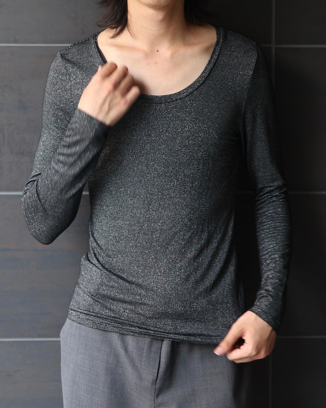 Tight lame top