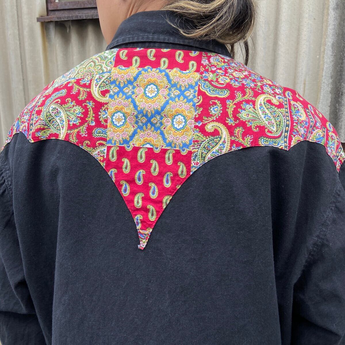 ペイズリー柄 切り替え ウエスタンシャツ メンズXL相当 古着 ブラック  