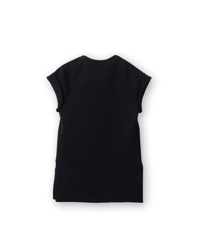 TAN/26SS-2 EYELET KNITTED TOPS BLACK