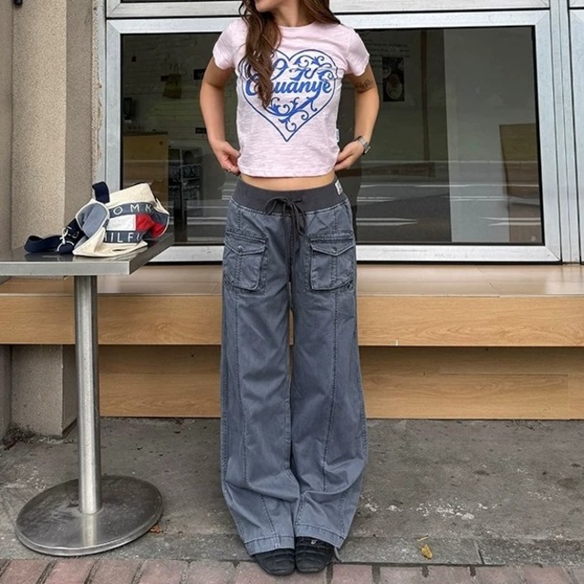 アラベスクハートグラフィッククロップドTシャツ 2col   R02449