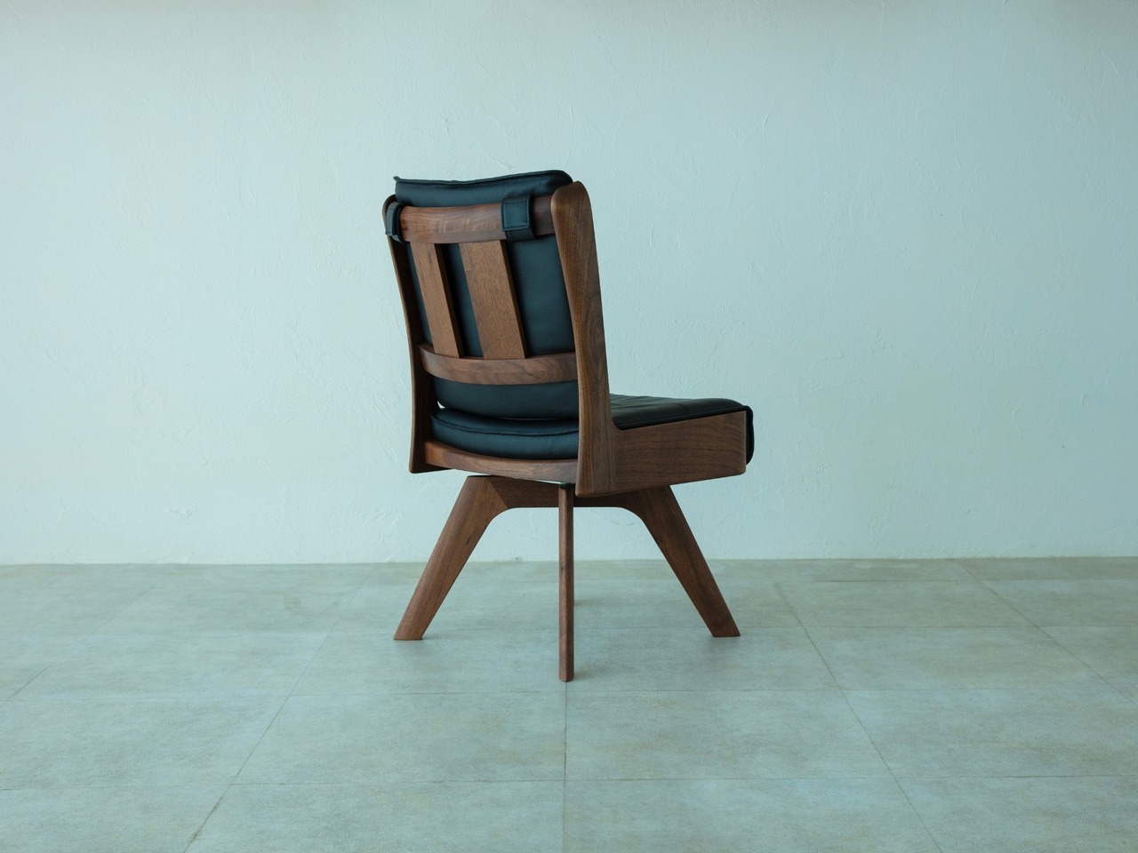 PANCONE ラウンドサイドチェア 【受注生産】