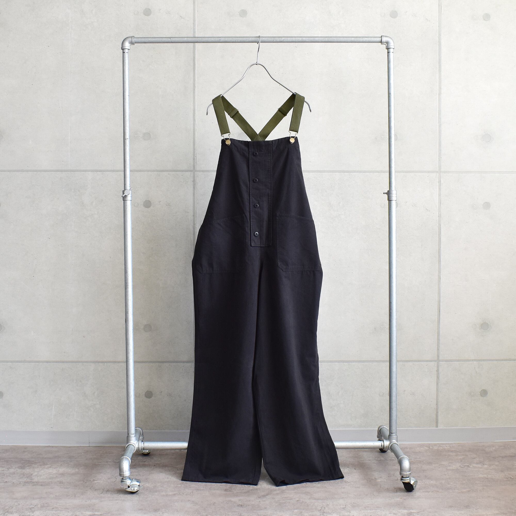 alee ミリタリー サロペット｜配色 | AUG ONLINE STORE 大人の女性が肩