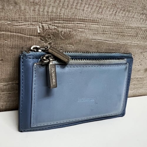 JACQUEMUS ブラックレザーケース（未使用） JACQUEMUS ブラックレザーケース（未使用） JACQUEMUS | THE