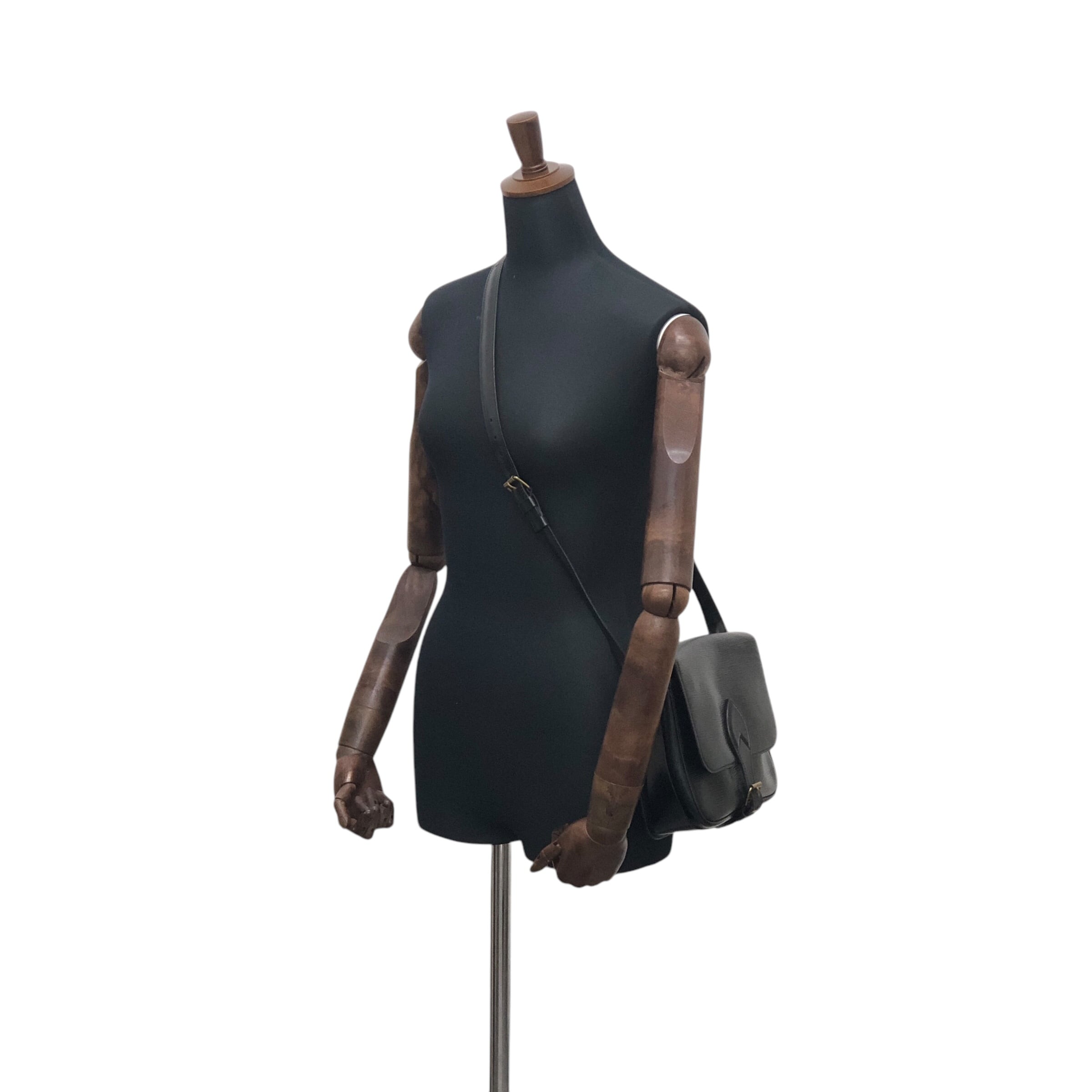 LOUIS VUITTON ルイヴィトン エピ ショルダーバッグ ブラック レザー