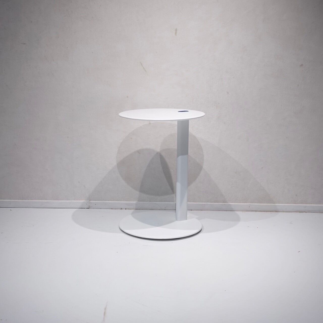 ボーコンセプト BoConcept サイドテーブル ホワイト サイドテーブル Bo consept