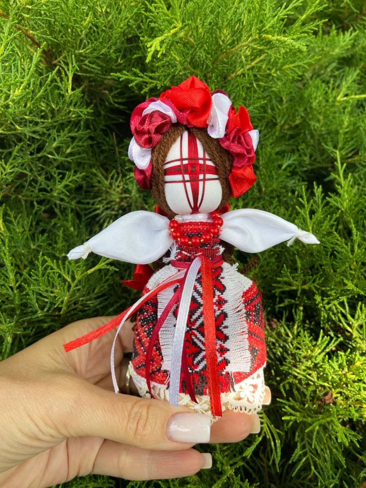 UA.Designer手作りモタンカ（ウクライナの御守り）スタンド付き - 9
