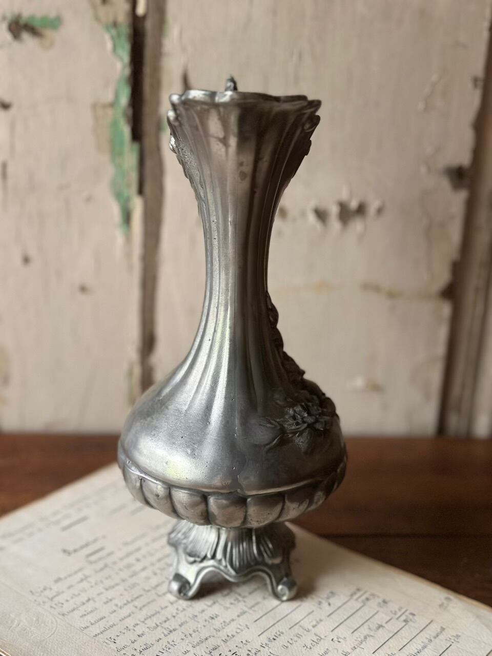 エタンのピシェ 花瓶 花のレリーフ フラワーベース | Brocante de La