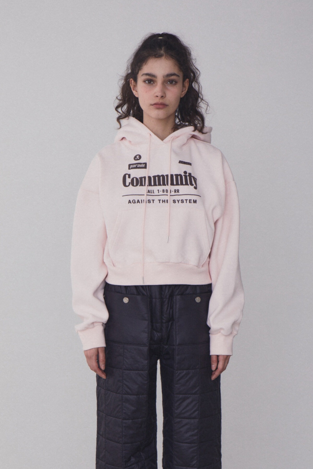 [rest & recreation] RR COMMUNITY CROPPED HOODIE - PINK 正規韓国ブランド 韓国 ...