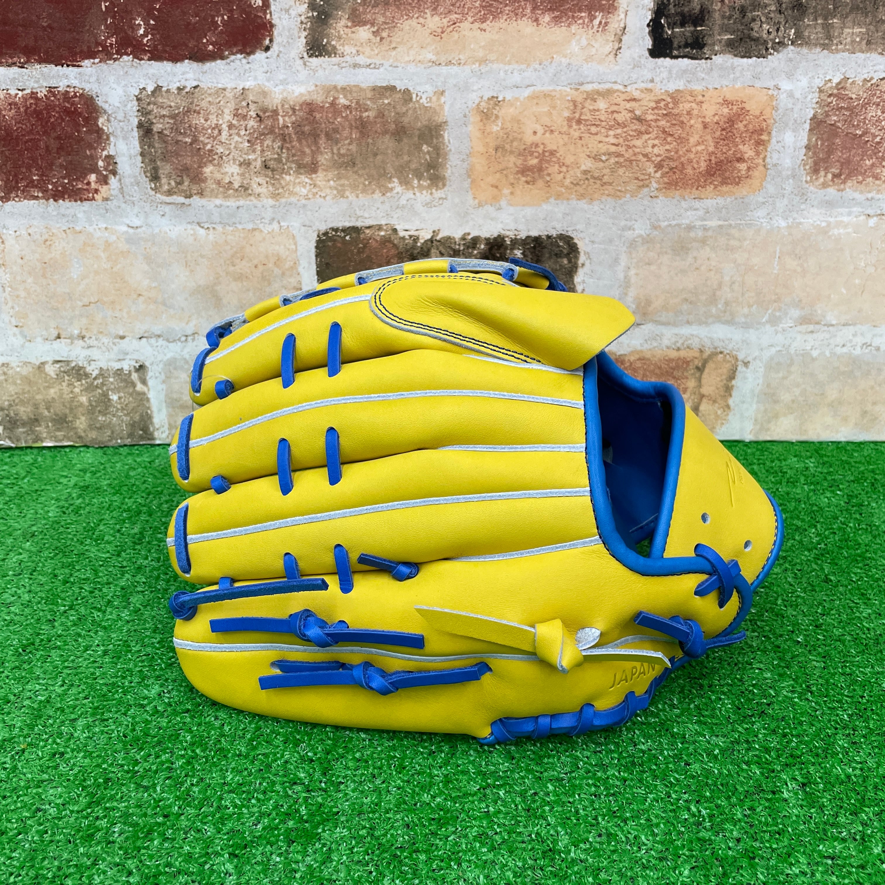 店舗別注】Ip Select アイピーセレクト 軟式グラブ Ip.001-Pr 投手用