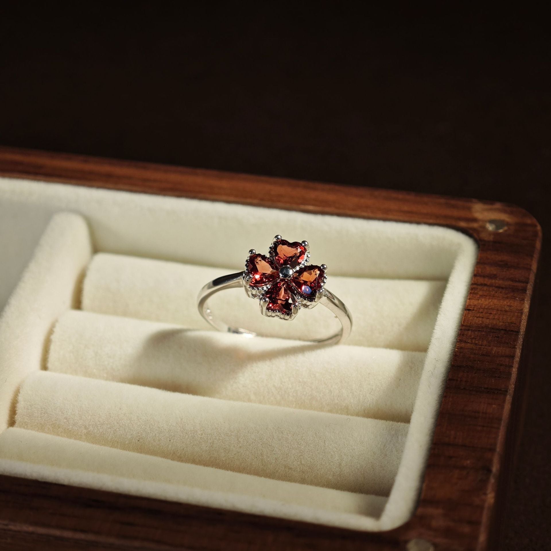 100% S925シルバーリング ガーネット指輪 | H₂O シルバーアクセサリー