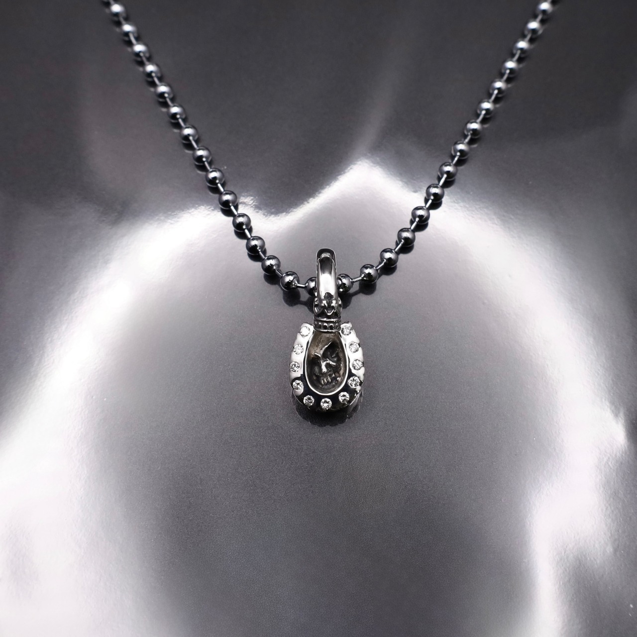 HORSESHOE : C with DIAMOND PENDANT / ホースシュー : C・ダイヤモンドペンダント