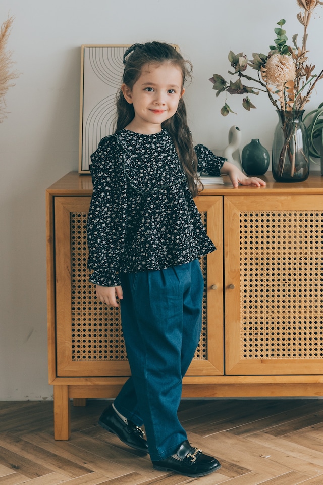 フラワーフリルブラウス<Black flower>