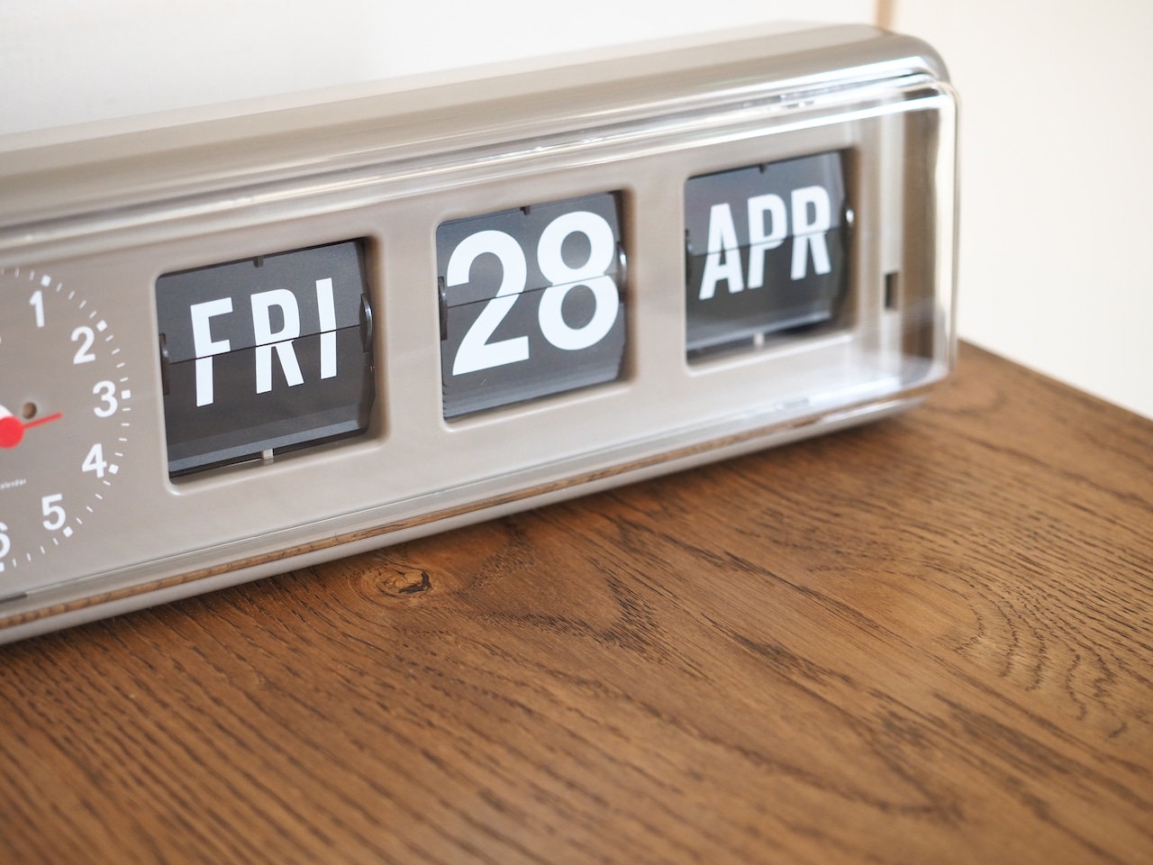 Twemco Calendar Clock #BQ-38