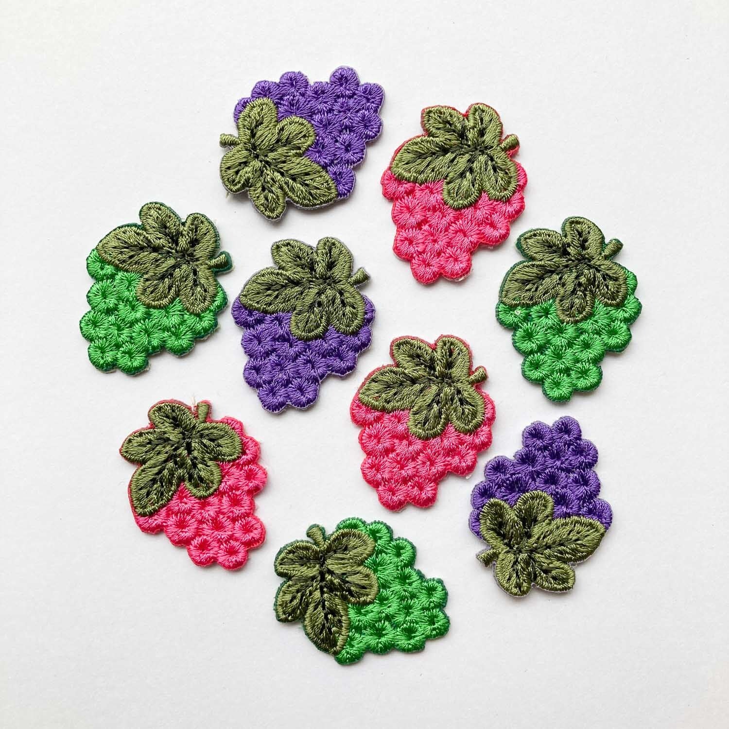 カラフルぶどうワッペン | Dua-アクセサリーパーツショップ