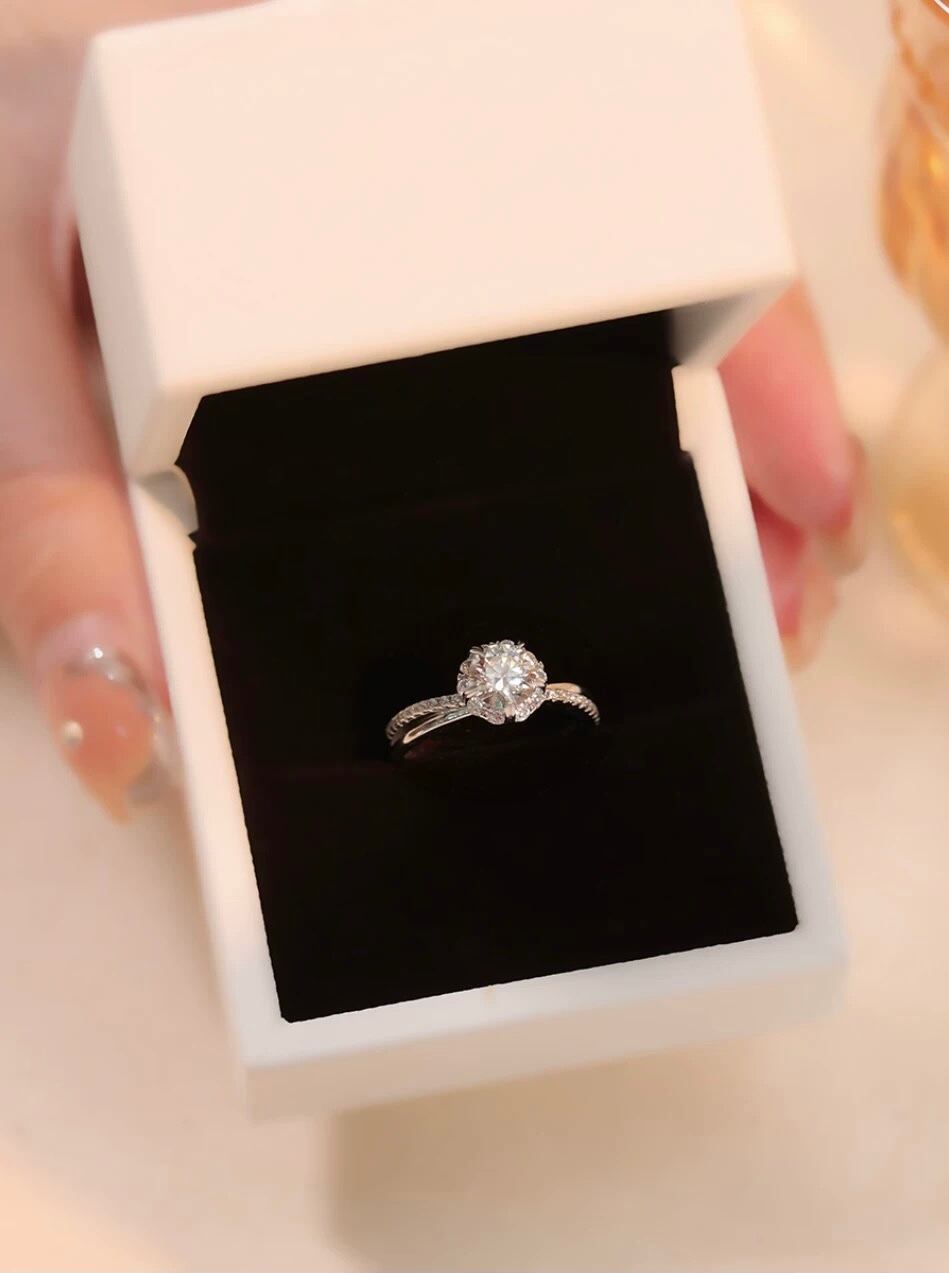 雪の結晶 モアッサナイト キラキラ 冬 1ct ゴージャス