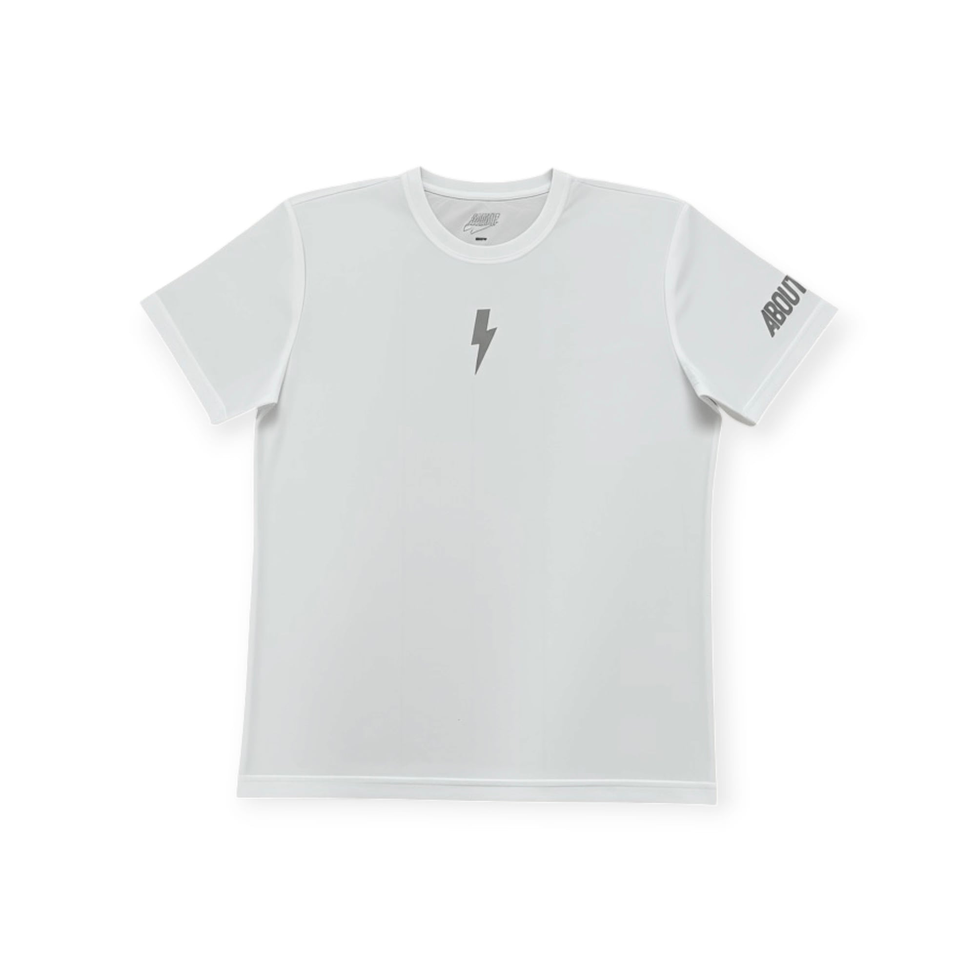 ABOUT TENNISWEAR日本公式販売サイト