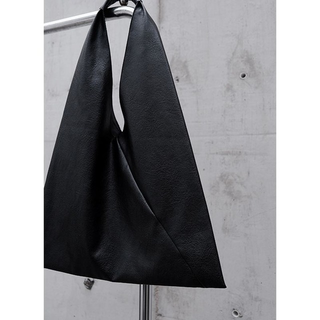 三角ワンショルダーバッグ BG0019