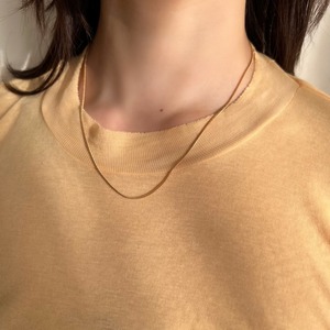 64.Necklace Gold