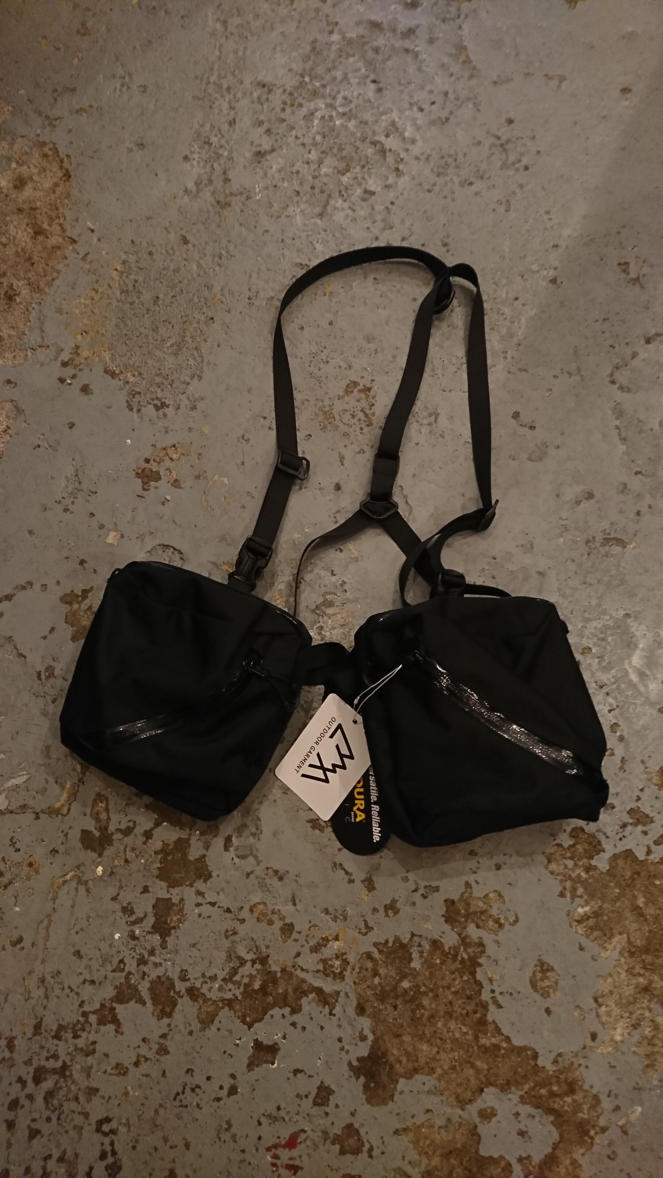 COMFY OUTDOOR GARMENT "BIGWELL VEST" Black Color