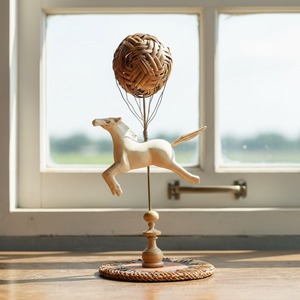 【 MEGURI series 】風船で空飛ぶ馬